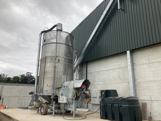 McArthur BDC sees growing demand for Mecmar mobile grain driers to be at the centre of new grain drying systems.  