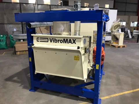 Vibrating Screen Cleaners 2