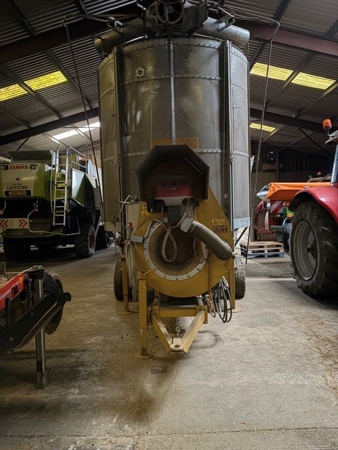 Used Mecmar D 20 T Mobile Grain Drier  2